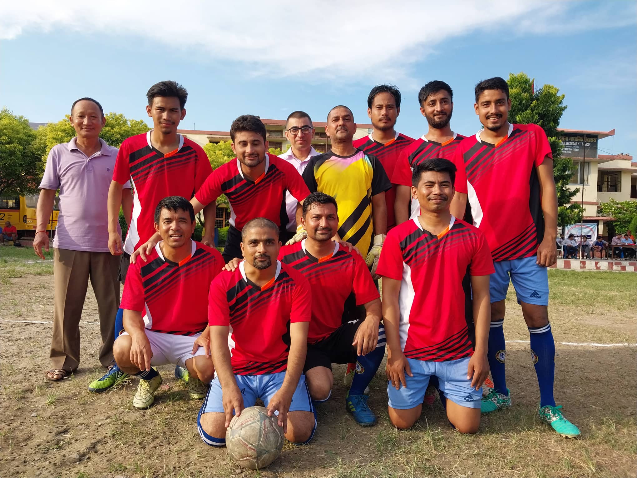 शान्तिद्वारा आयोजित फुटवलमा पामिर र अक्सफोर्ड क्वाटर फाइनलमा